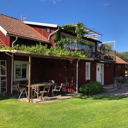 Aeventyrsgardens Vandrarhem, Kinnekulle Källby Zewnętrze zdjęcie